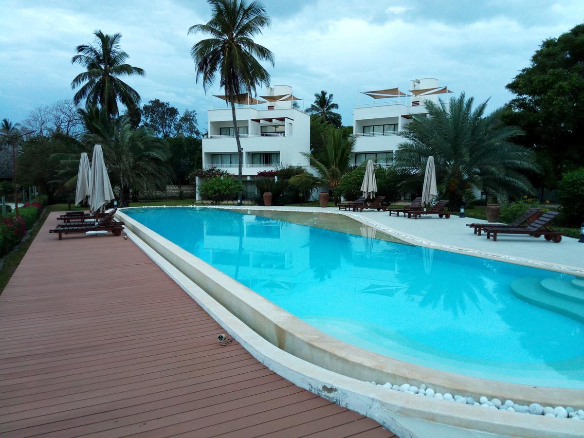 Villa Kalista Luxury Villas Diani Beach Buitenkant foto
